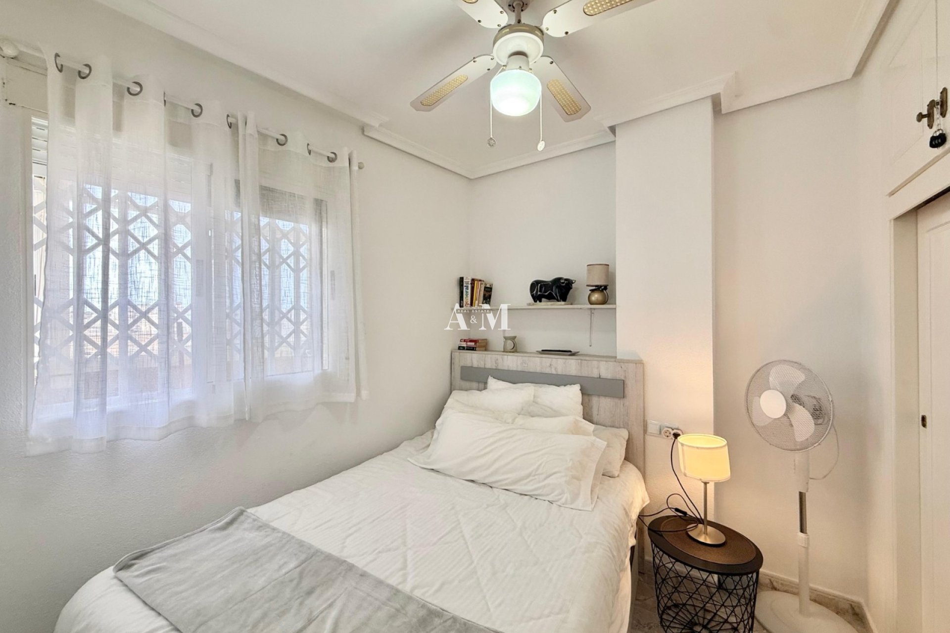 Long Term Rental - Penthouse - Torrevieja - Centro