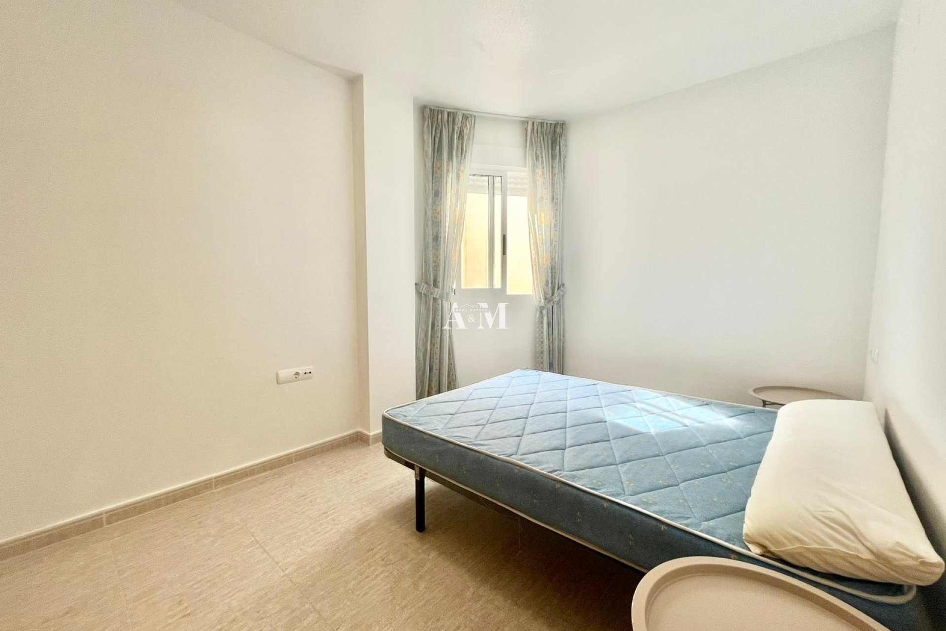 Long Term Rental - Penthouse - Torrevieja - Playa de los Locos