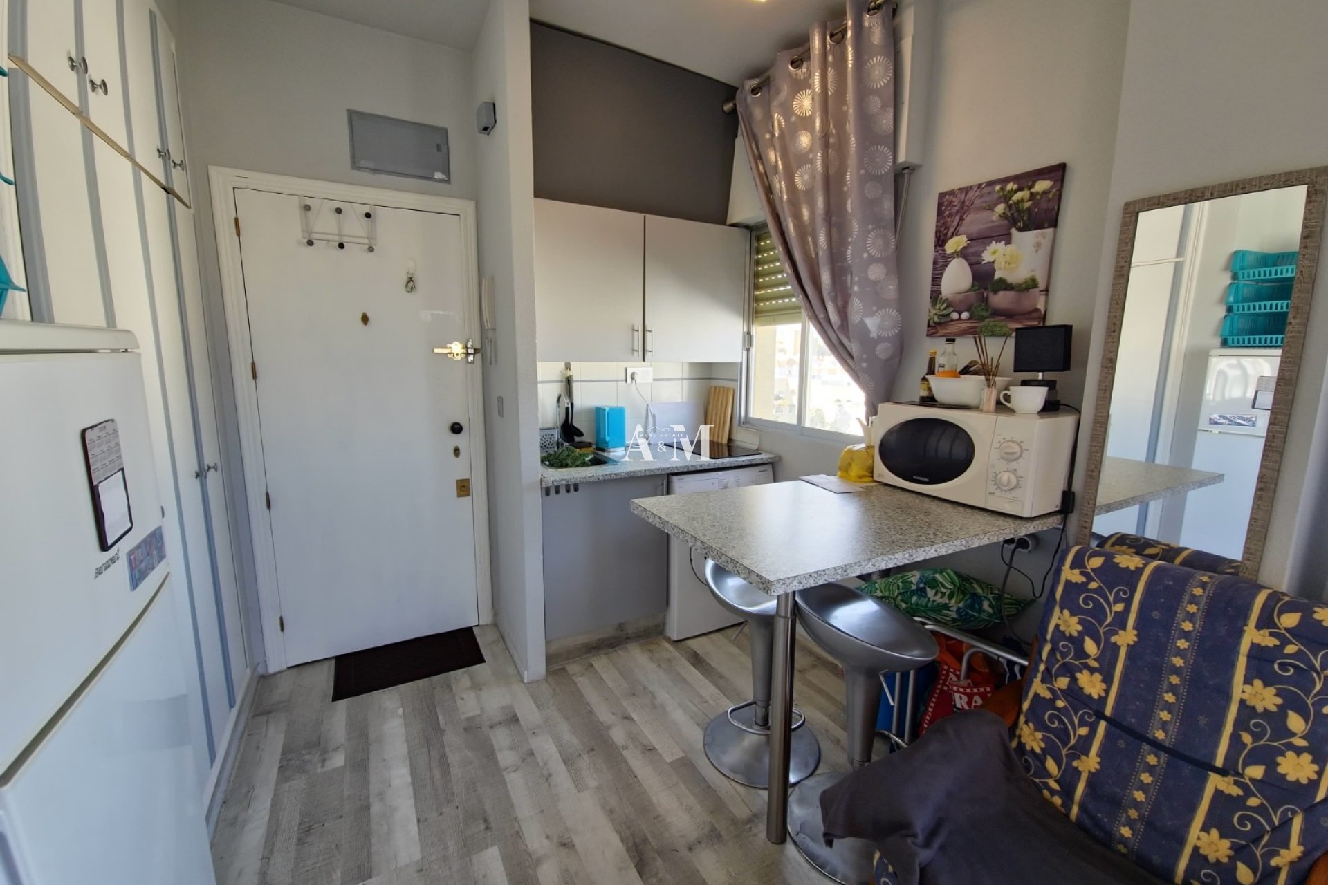 Long Term Rental - Study - Torrevieja - Centro