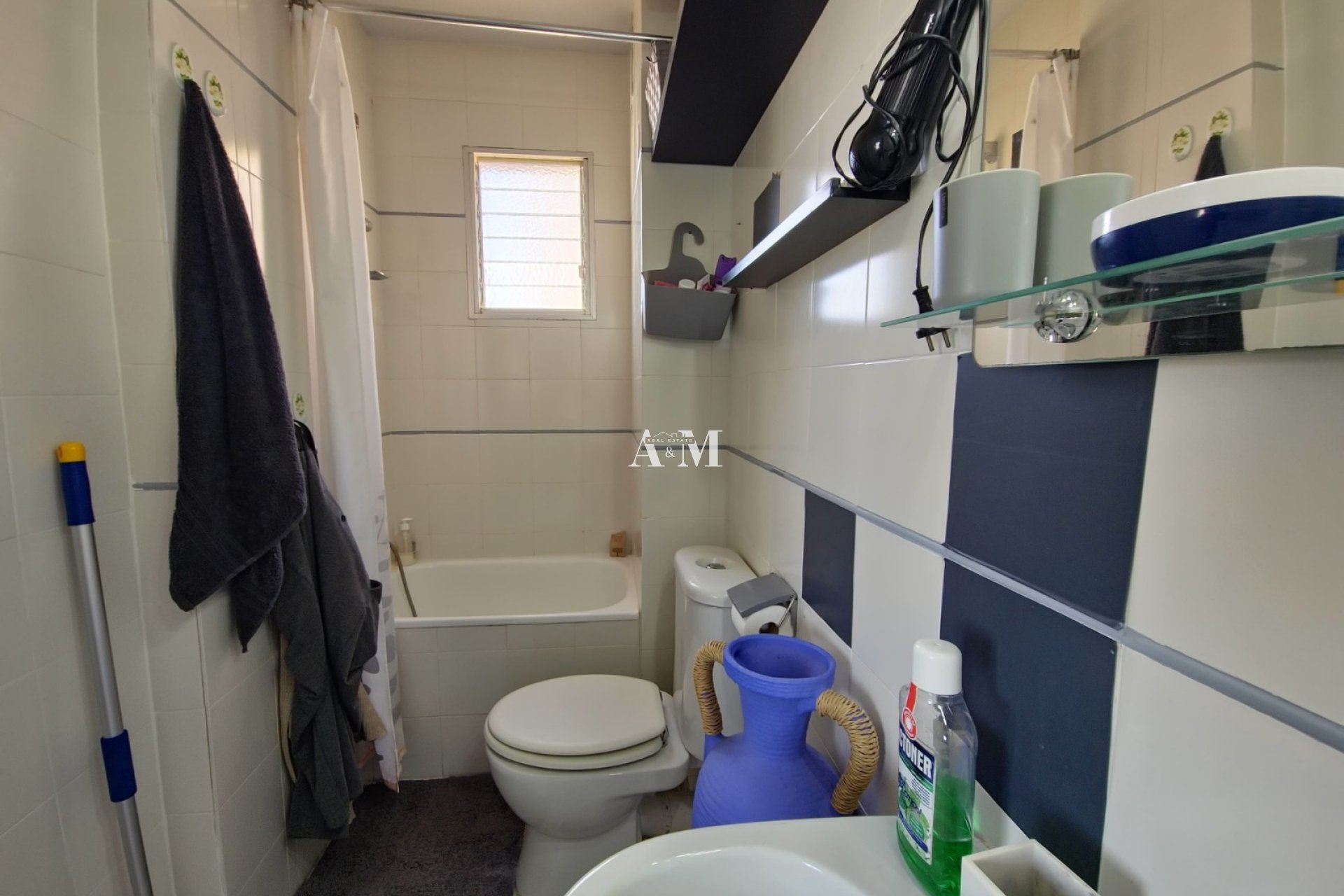 Long Term Rental - Study - Torrevieja - Centro