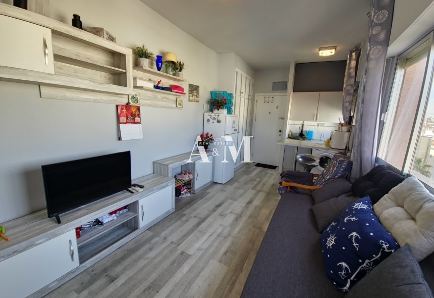 Long Term Rental - Study - Torrevieja - Centro