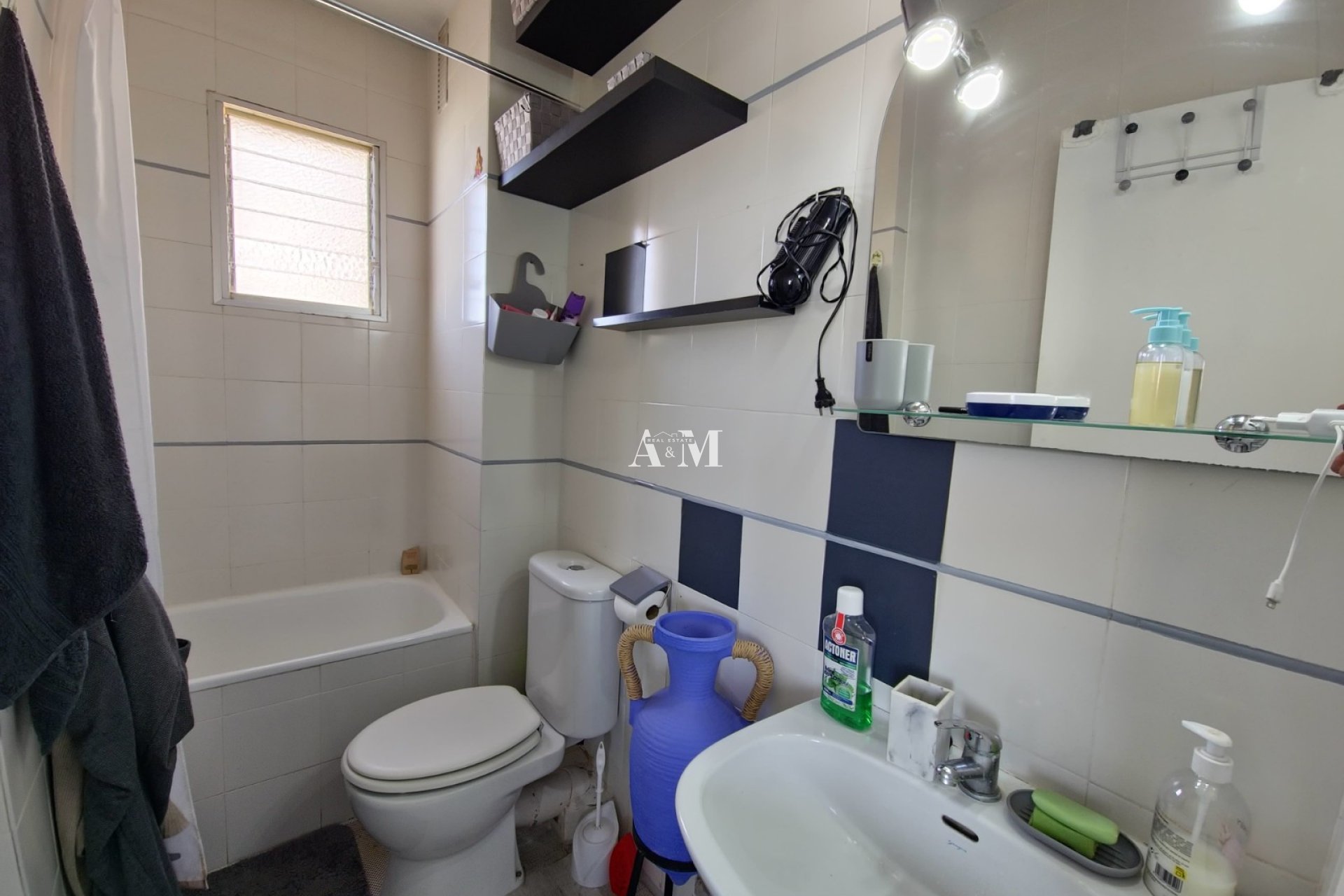 Long Term Rental - Study - Torrevieja - Centro