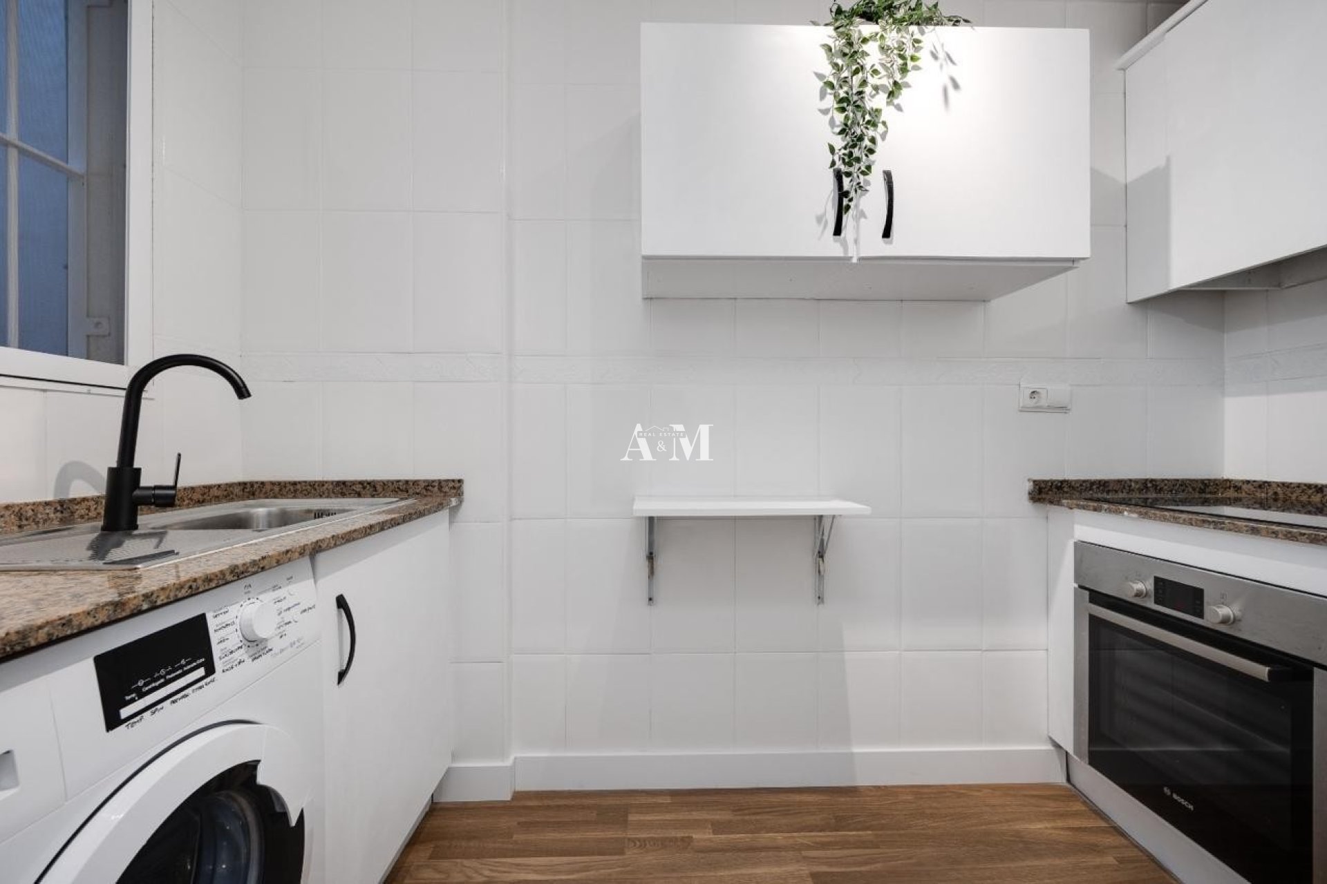 Long Term Rental - Study - Torrevieja - Centro