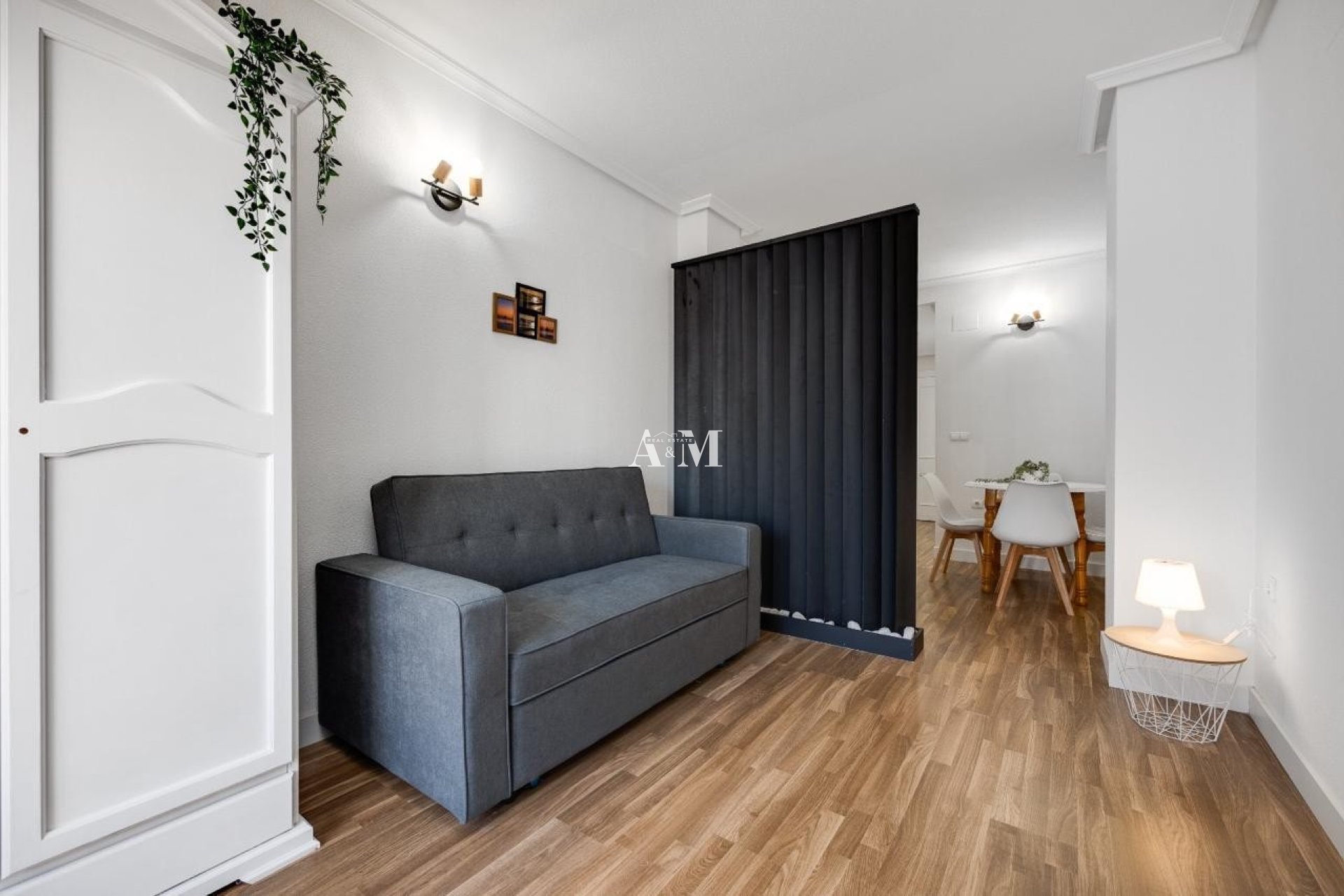 Long Term Rental - Study - Torrevieja - Centro