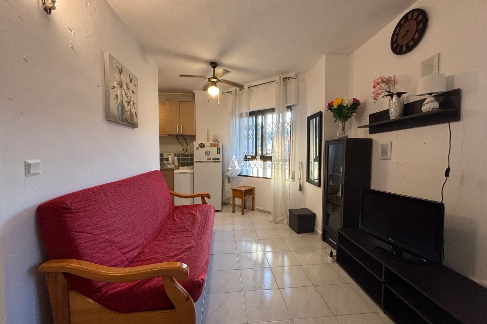 Long Term Rental - Study - Torrevieja - Centro