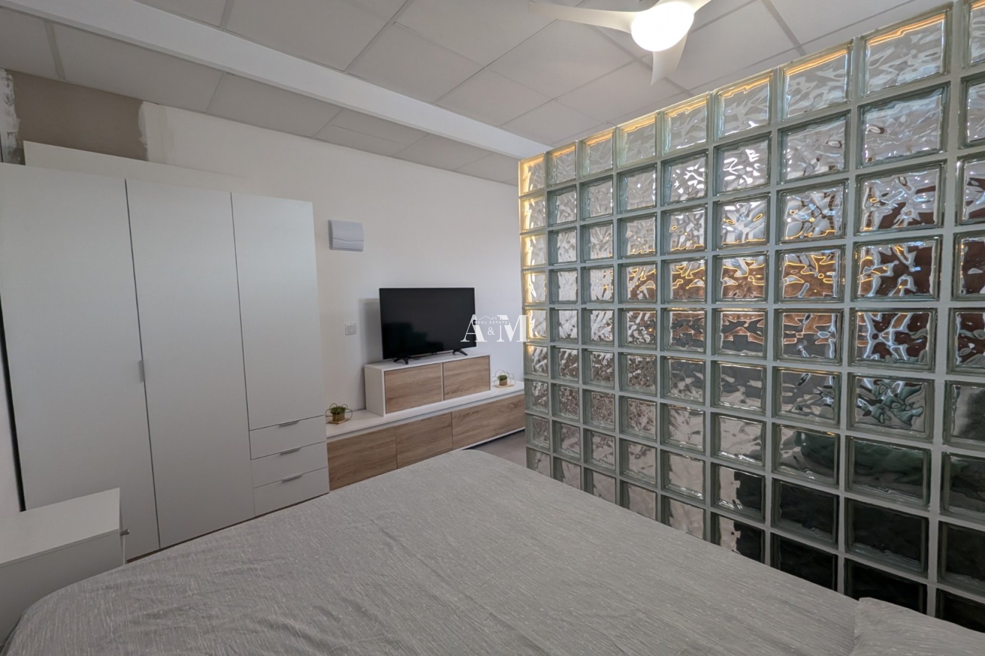 Long Term Rental - Study - Torrevieja - Nueva Torrevieja - Aguas Nuevas