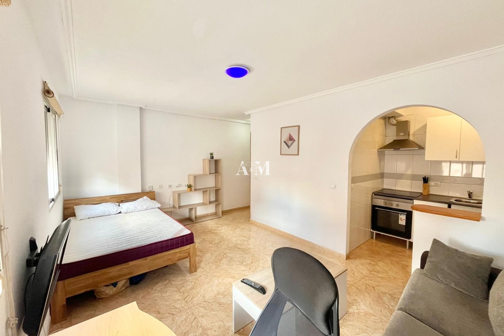 Long Term Rental - Study - Torrevieja - Nueva Torrevieja - Aguas Nuevas