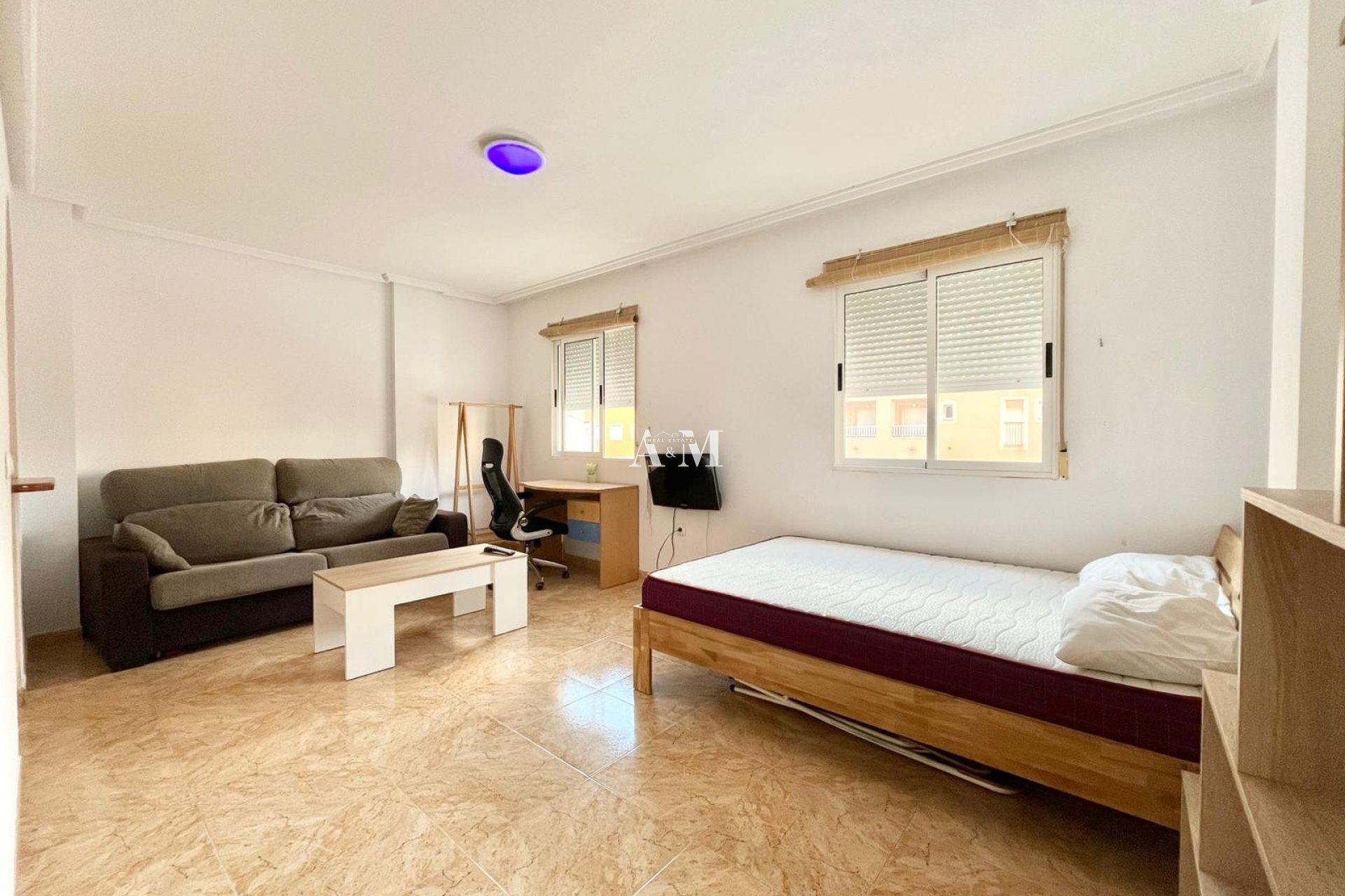 Long Term Rental - Study - Torrevieja - Nueva Torrevieja - Aguas Nuevas