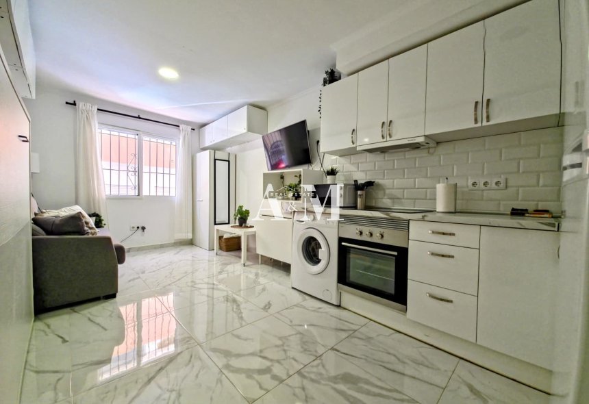 Long Term Rental - Study - Torrevieja - Playa de los Locos