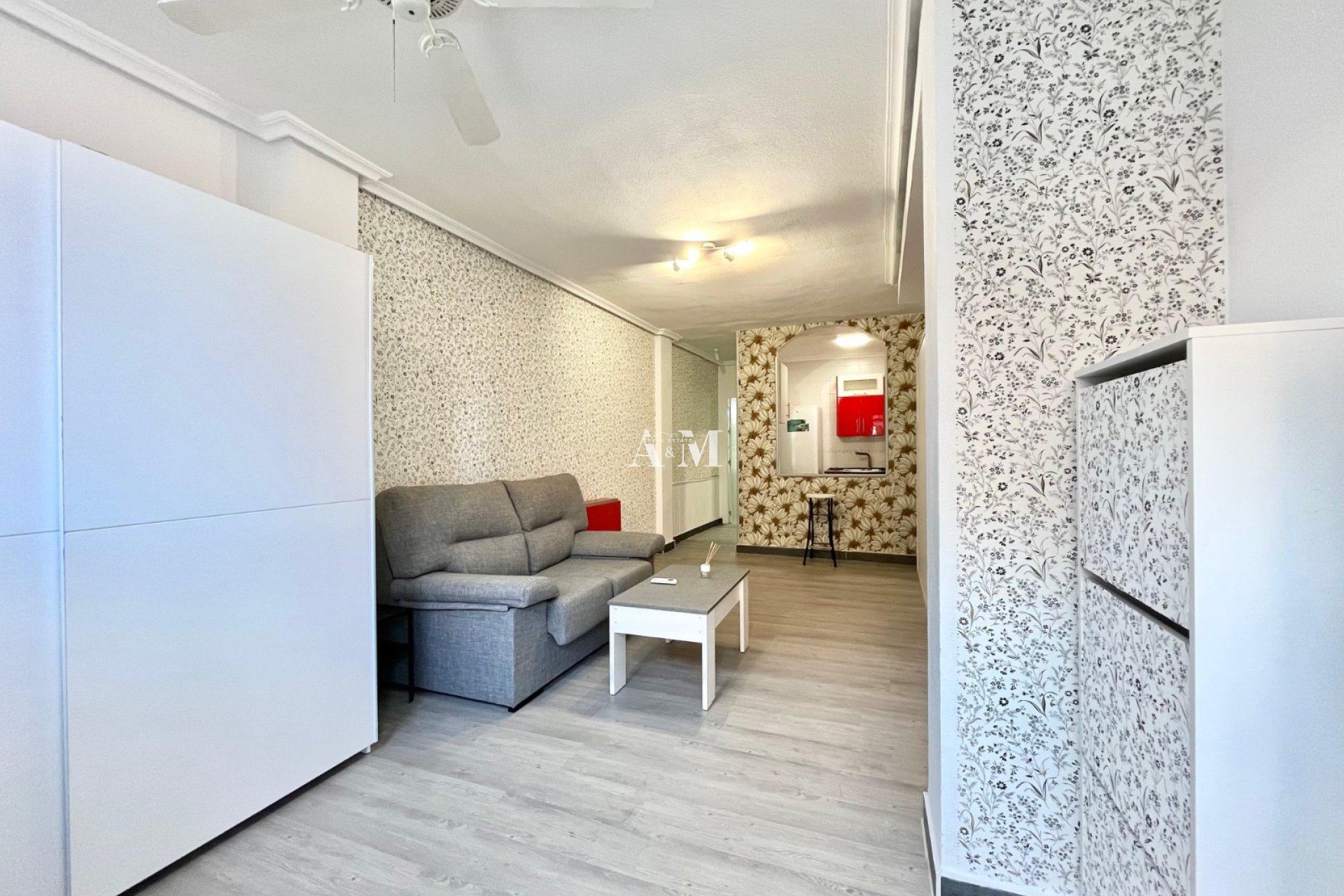 Long Term Rental - Study - Torrevieja