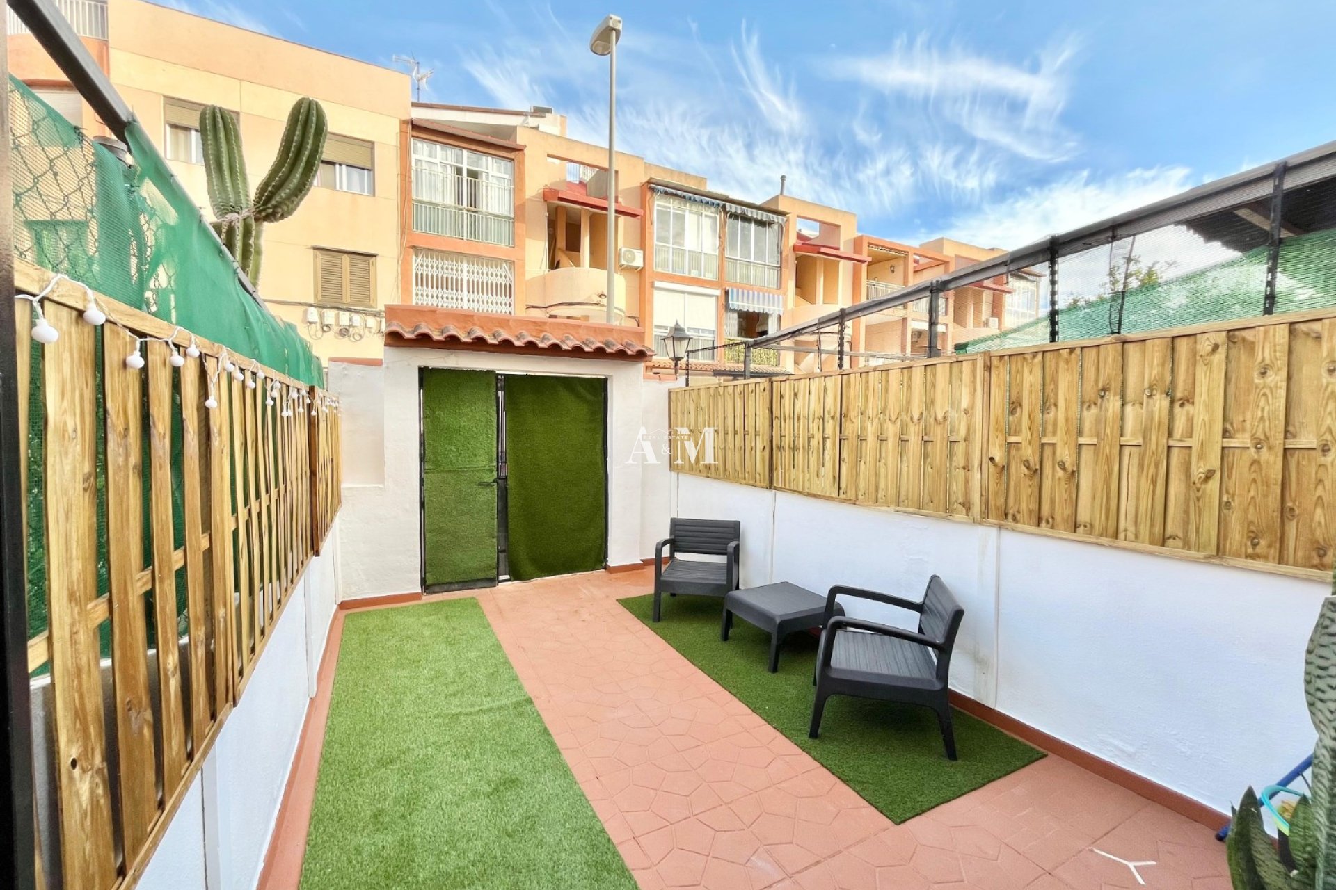 Long Term Rental - Study - Torrevieja
