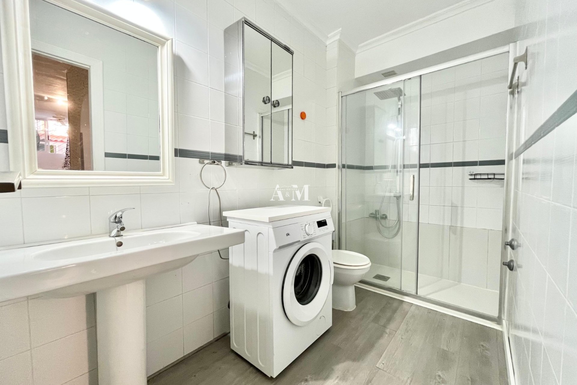 Long Term Rental - Study - Torrevieja