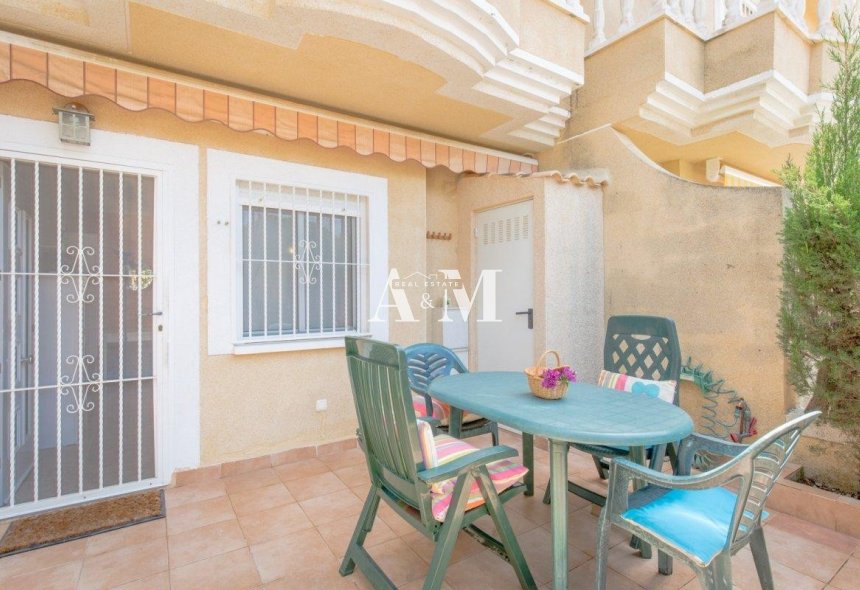 Long Term Rental - Townhouse - Guardamar del Segura - Urbanizaciones
