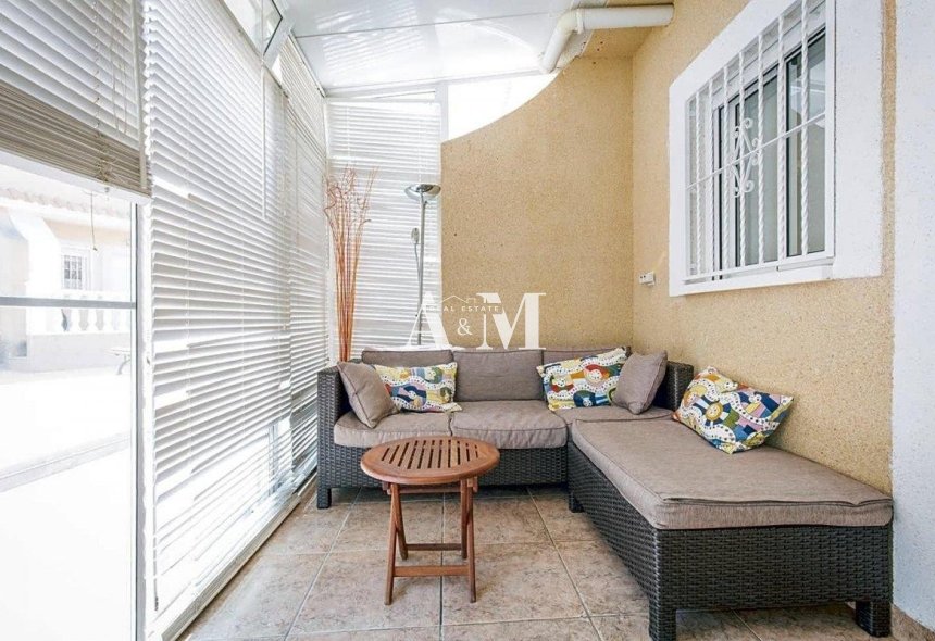 Long Term Rental - Townhouse - Guardamar del Segura - Urbanizaciones