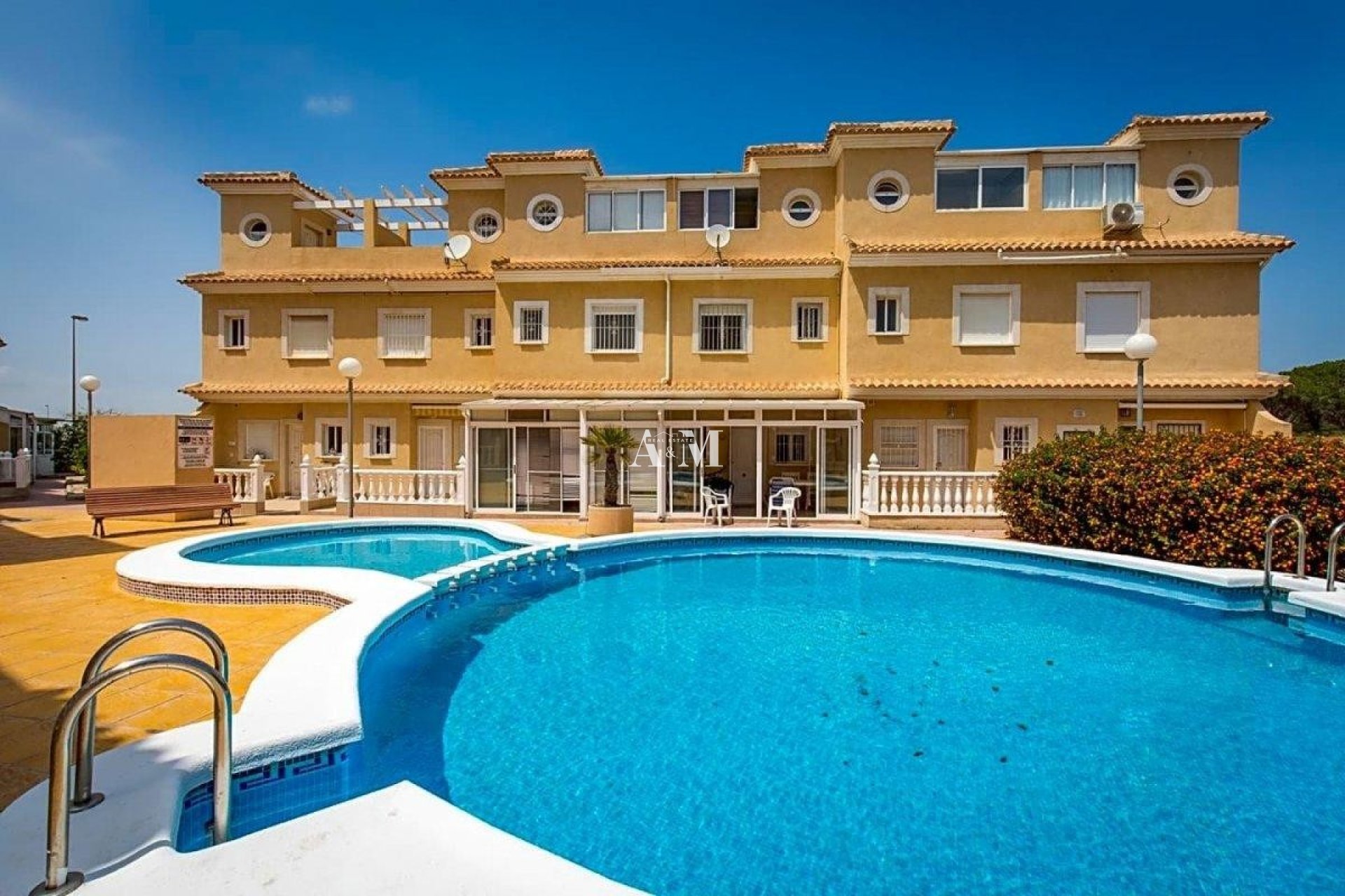 Long Term Rental - Townhouse - Guardamar del Segura - Urbanizaciones
