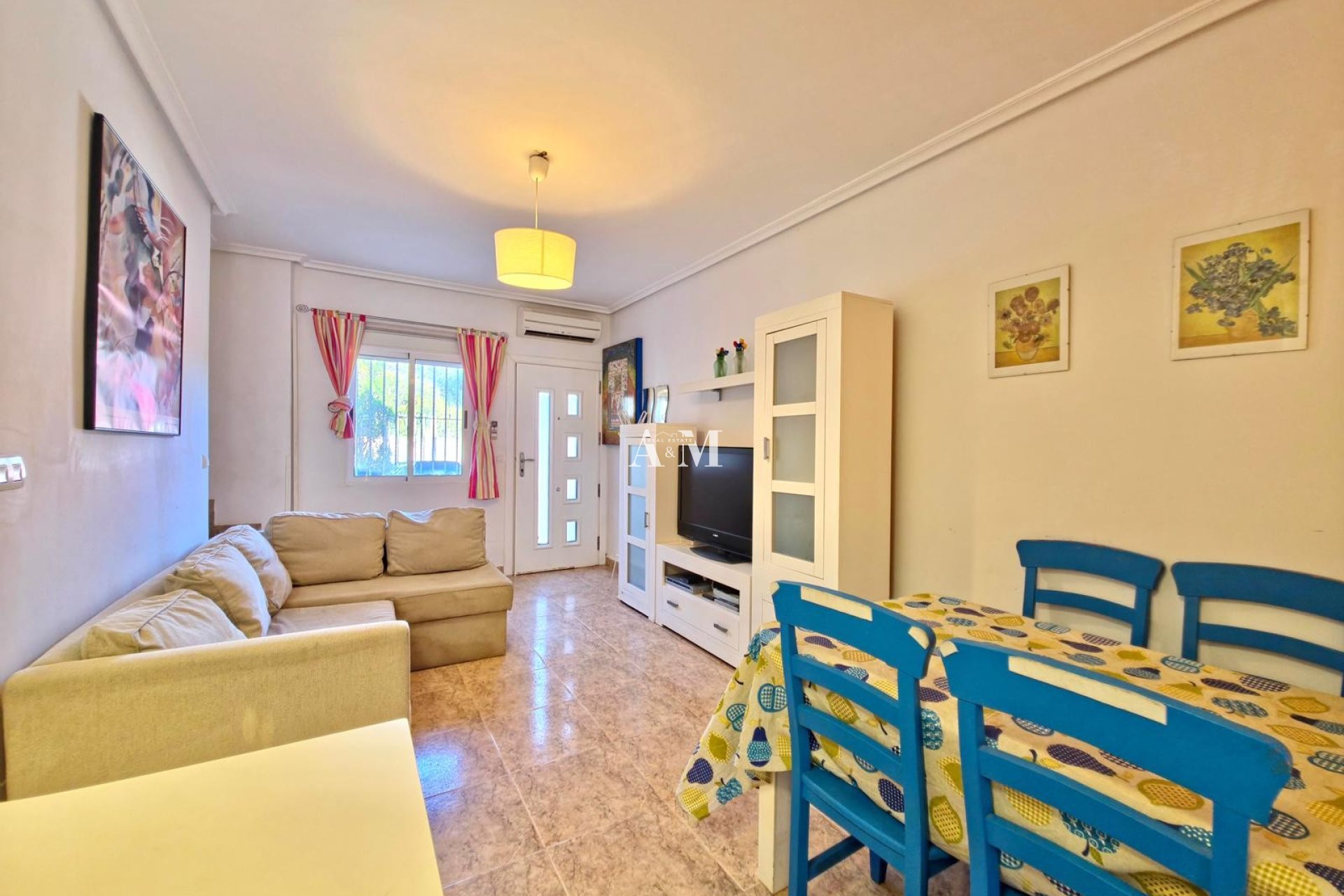 Long Term Rental - Townhouse - Guardamar del Segura - Urbanizaciones