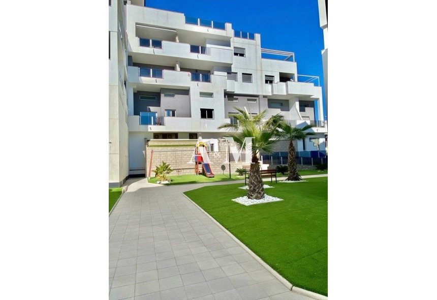 Long Term Rental - Townhouse - Res. Las Filipinas