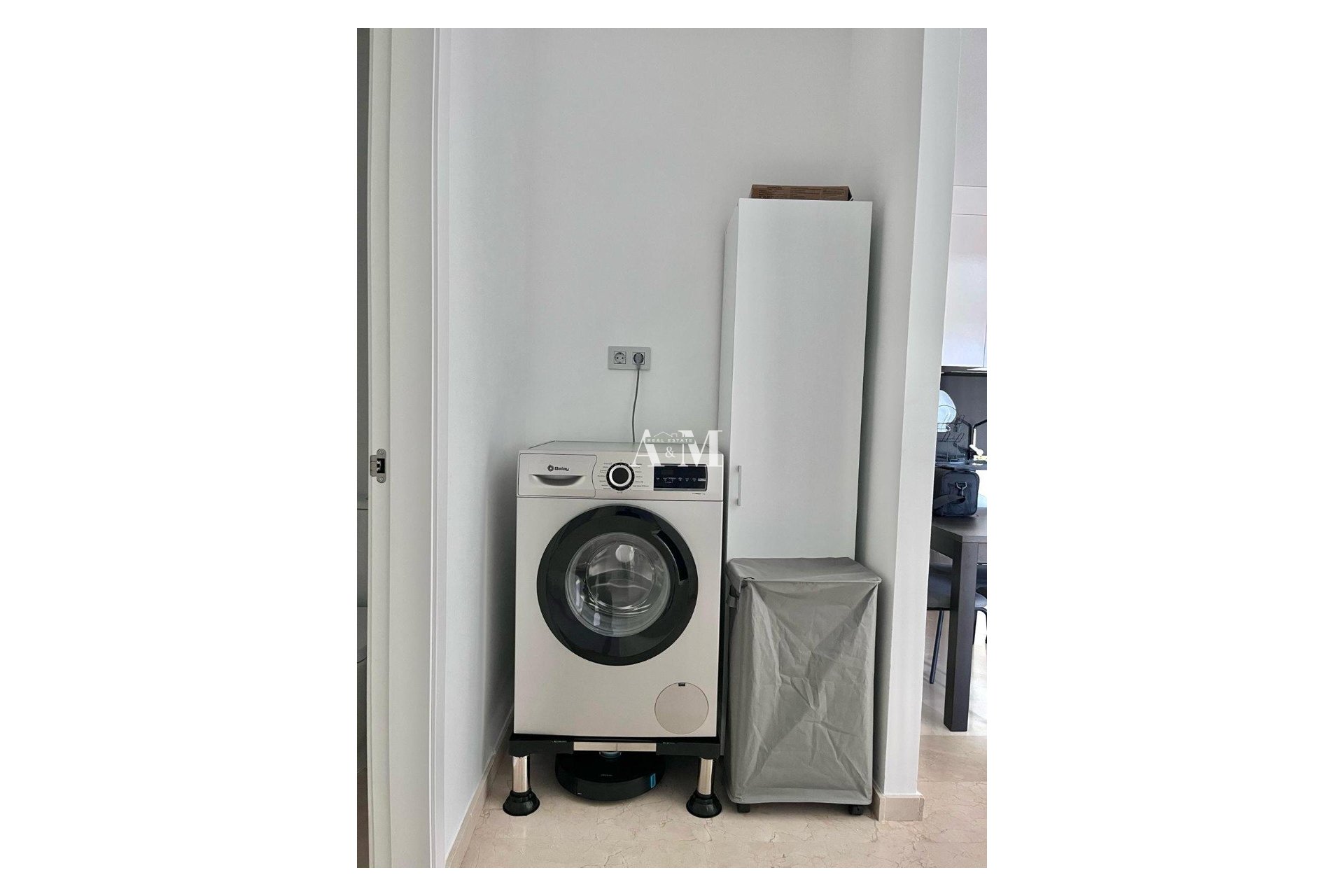 Long Term Rental - Townhouse - Res. Las Filipinas