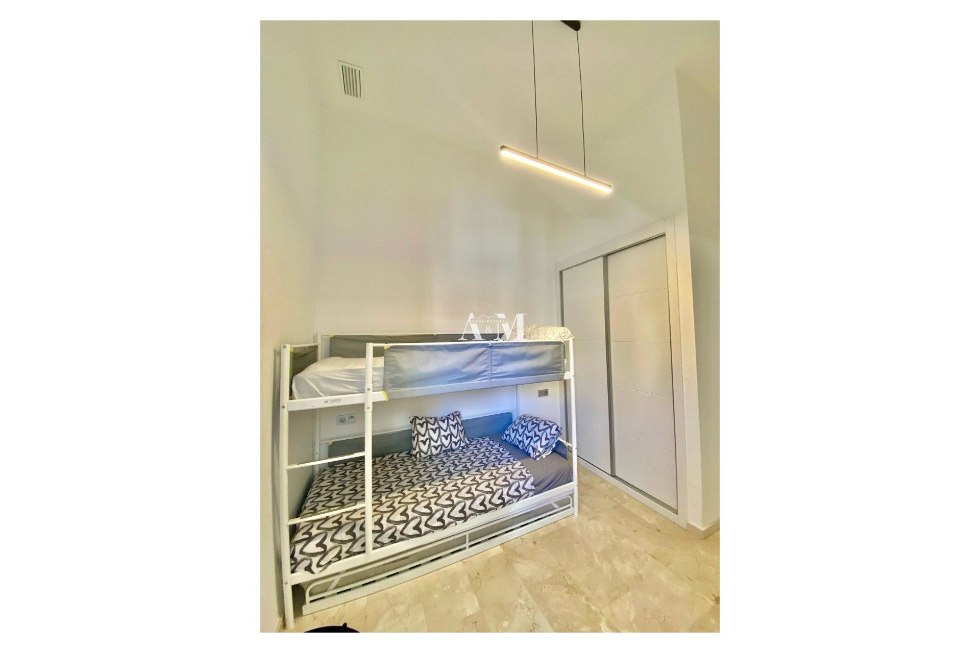 Long Term Rental - Townhouse - Res. Las Filipinas