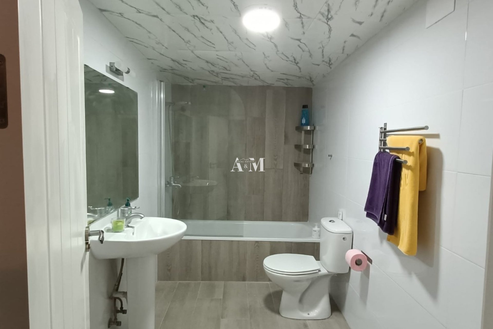 Long Term Rental - Townhouse - Sax