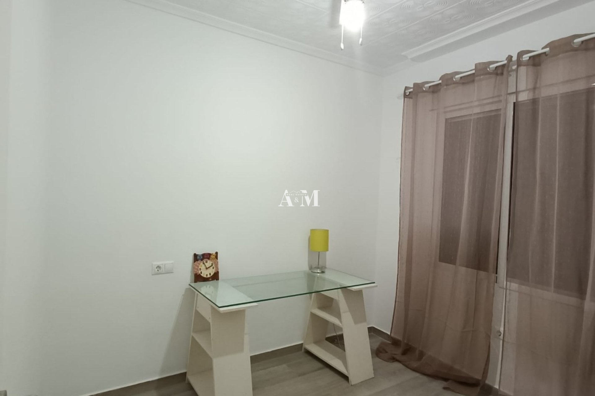 Long Term Rental - Townhouse - Sax