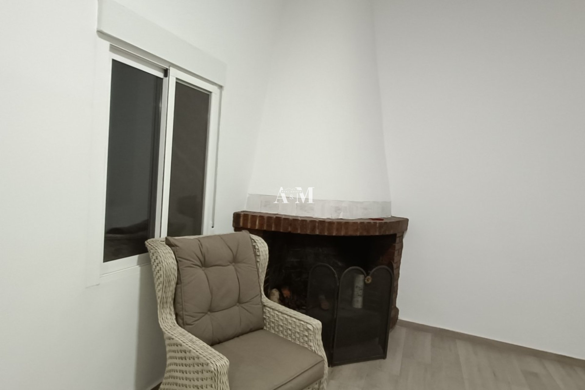 Long Term Rental - Townhouse - Sax