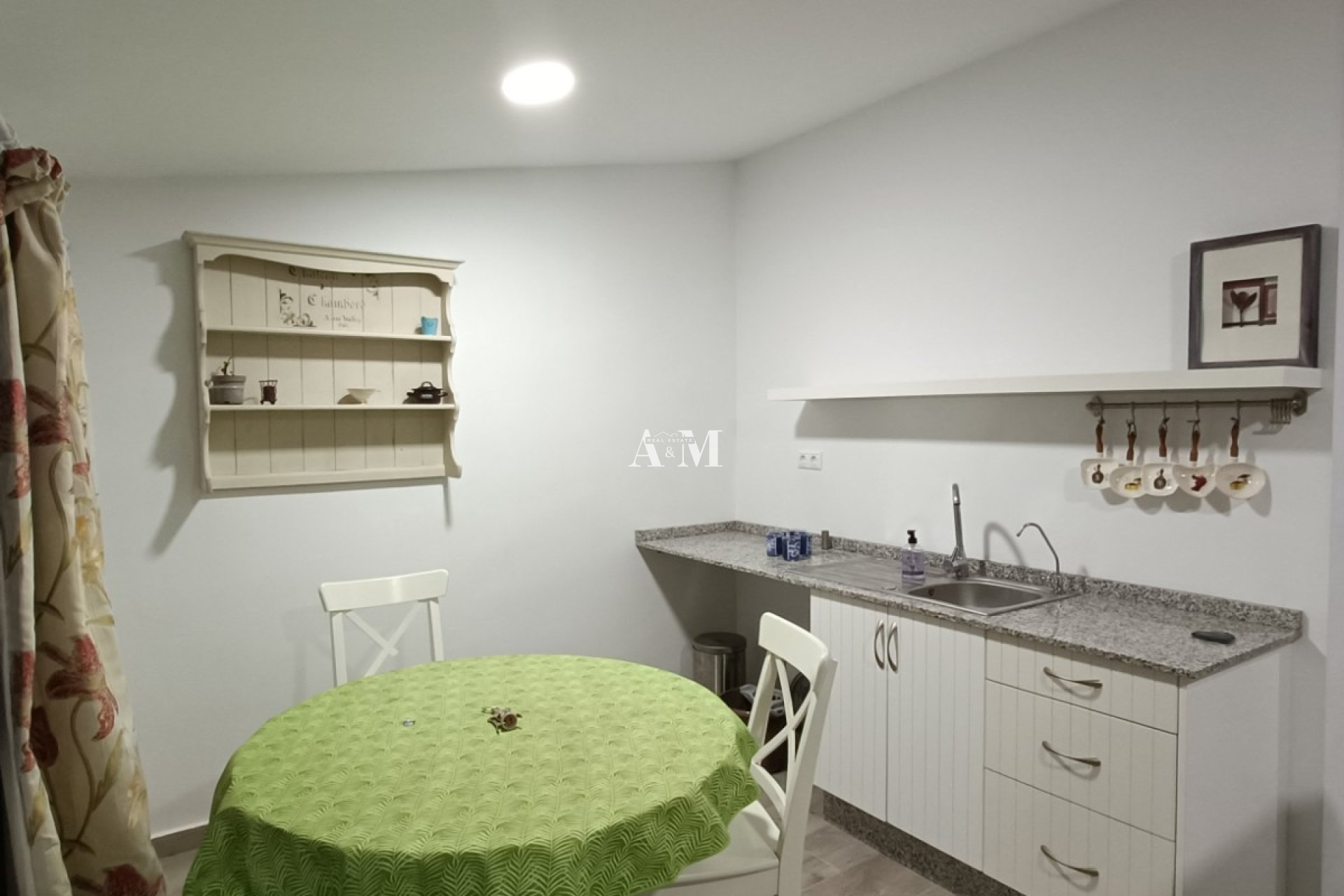 Long Term Rental - Townhouse - Sax