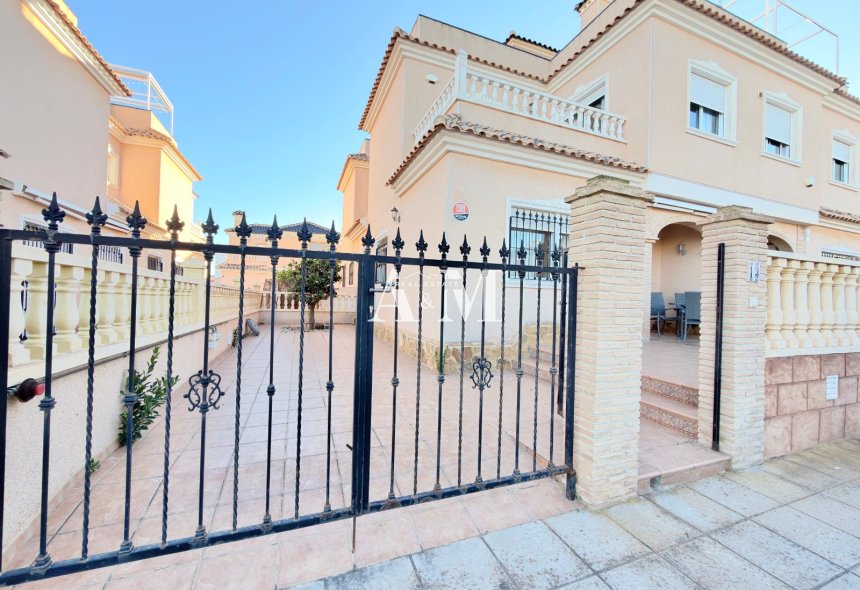 Long Term Rental - Townhouse - Torre de la Horadada
