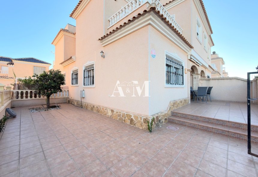 Long Term Rental - Townhouse - Torre de la Horadada