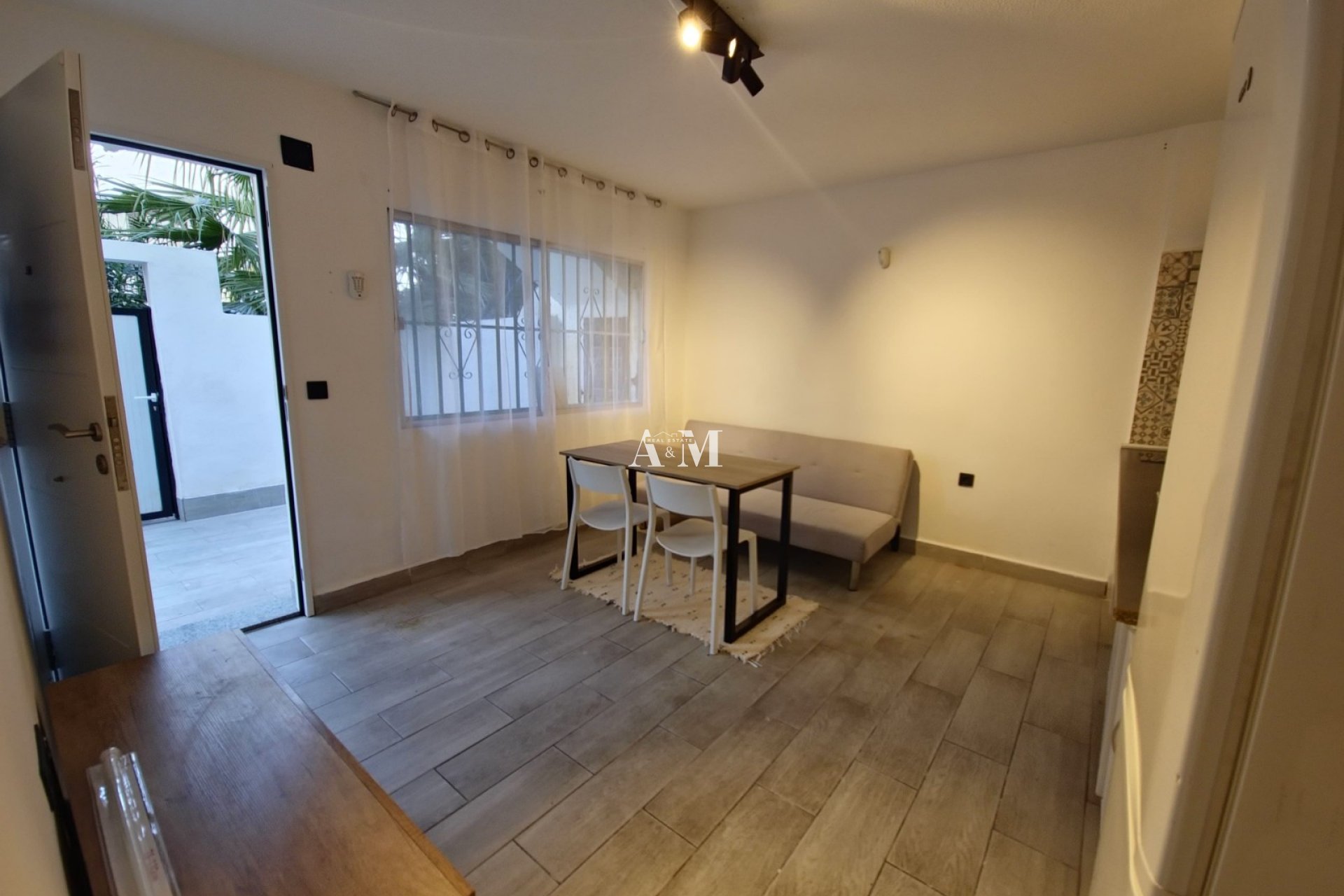 Long Term Rental - Townhouse - Torrevieja - Nueva Torrevieja - Aguas Nuevas