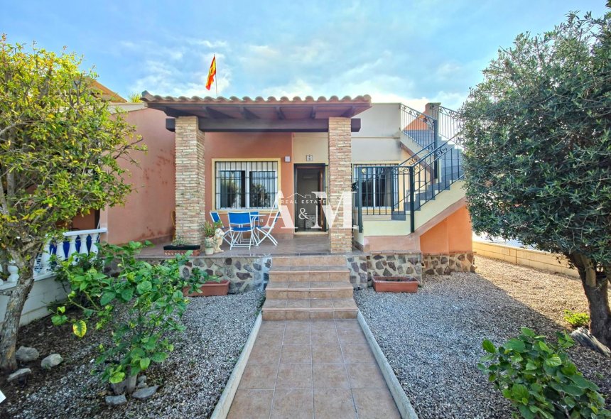 Long Term Rental - Townhouse - Torrevieja - Nueva Torrevieja - Aguas Nuevas