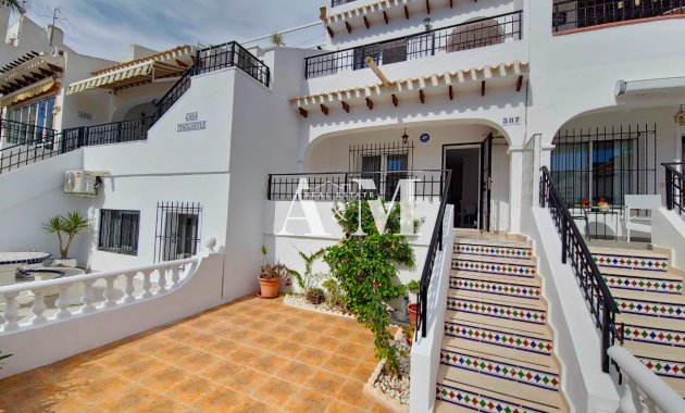 Maison de ville - Location à long terme - Orihuela Costa - Villamartín
