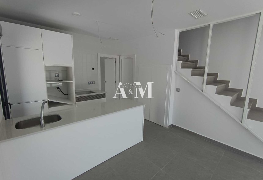 New Build - detached - Daya Nueva