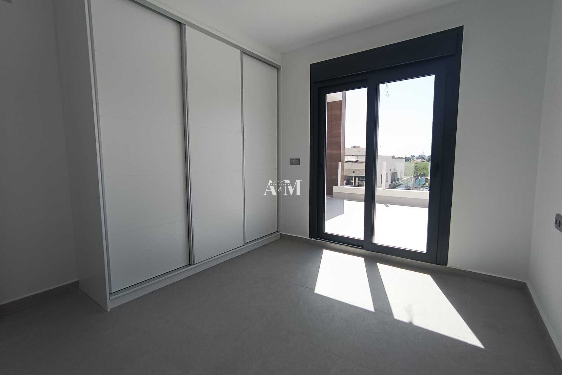 New Build - detached - Daya Nueva