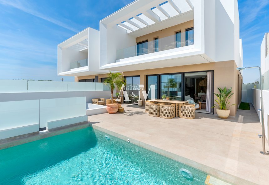 New Build - terraced - Dolores
