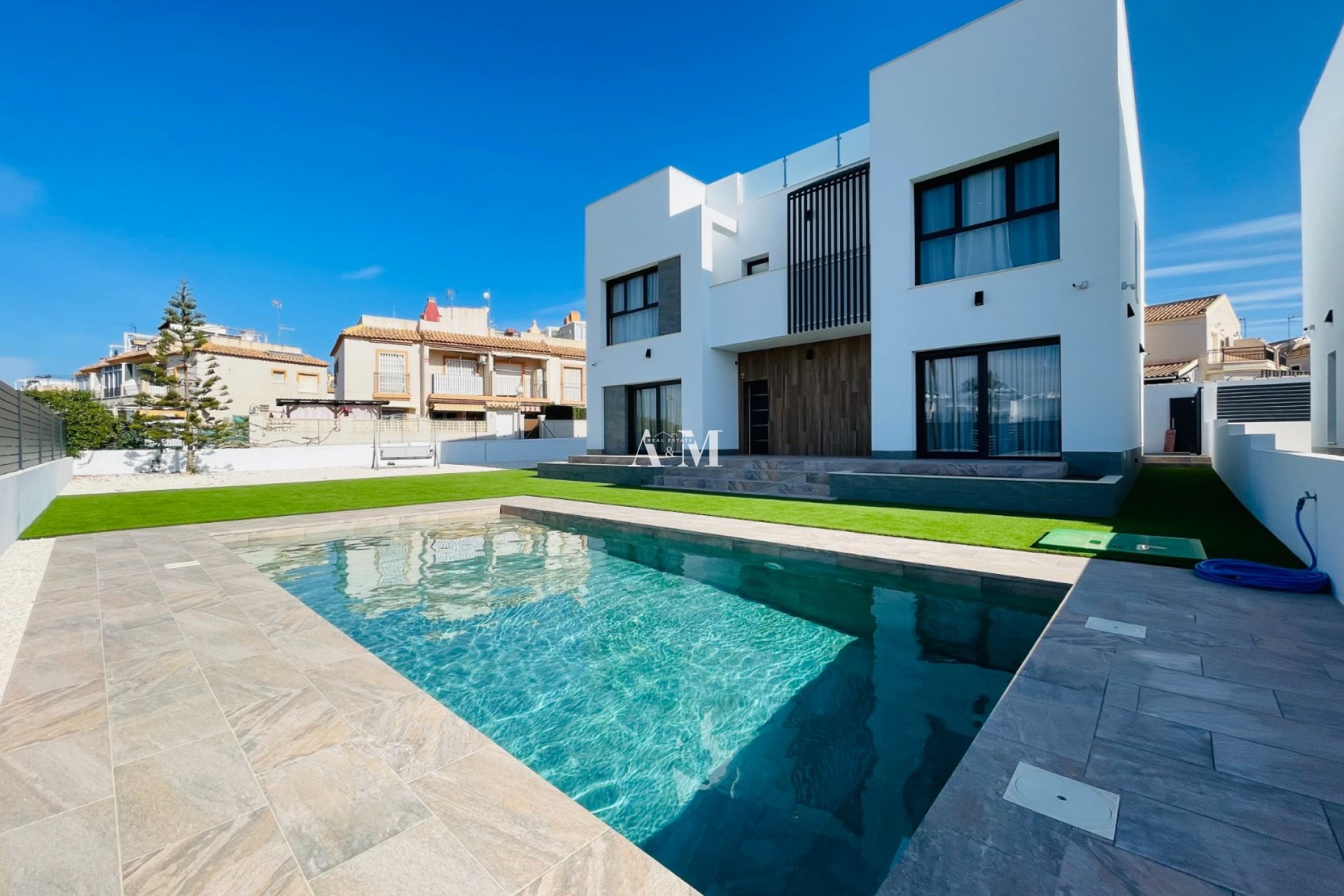 Nouvelle construction - detached - Torrevieja