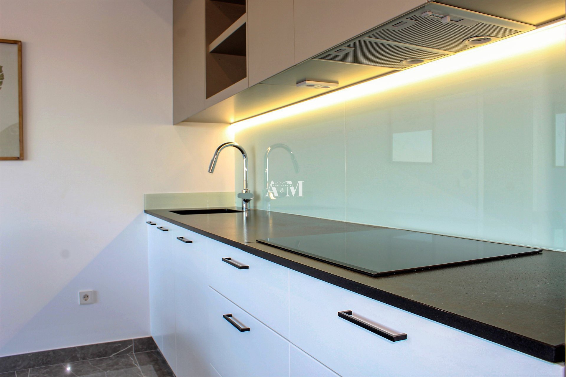 Новое здание - apartment - Xeresa