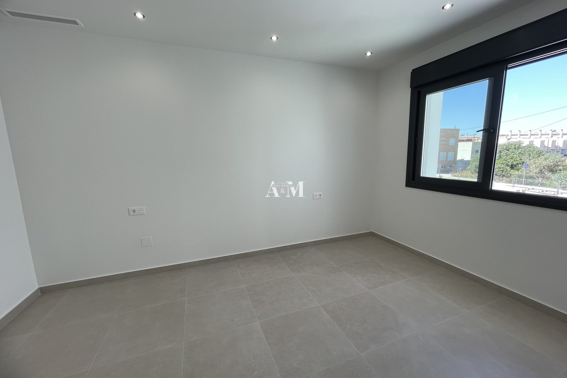 Новое здание - detached - Heredades