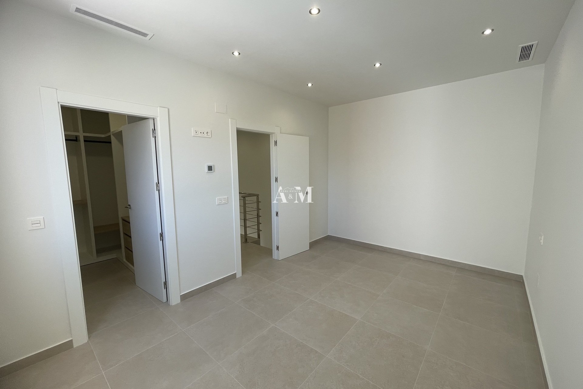 Новое здание - detached - Heredades