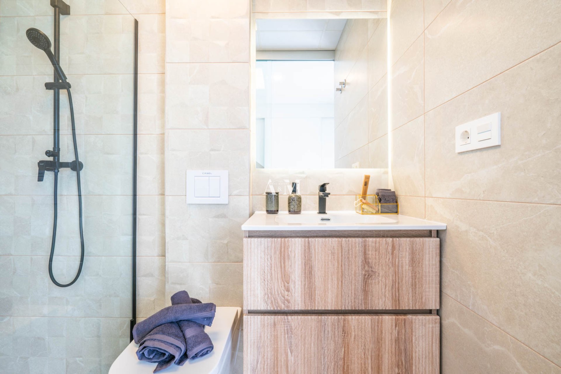 Новое здание - detached - Roldán