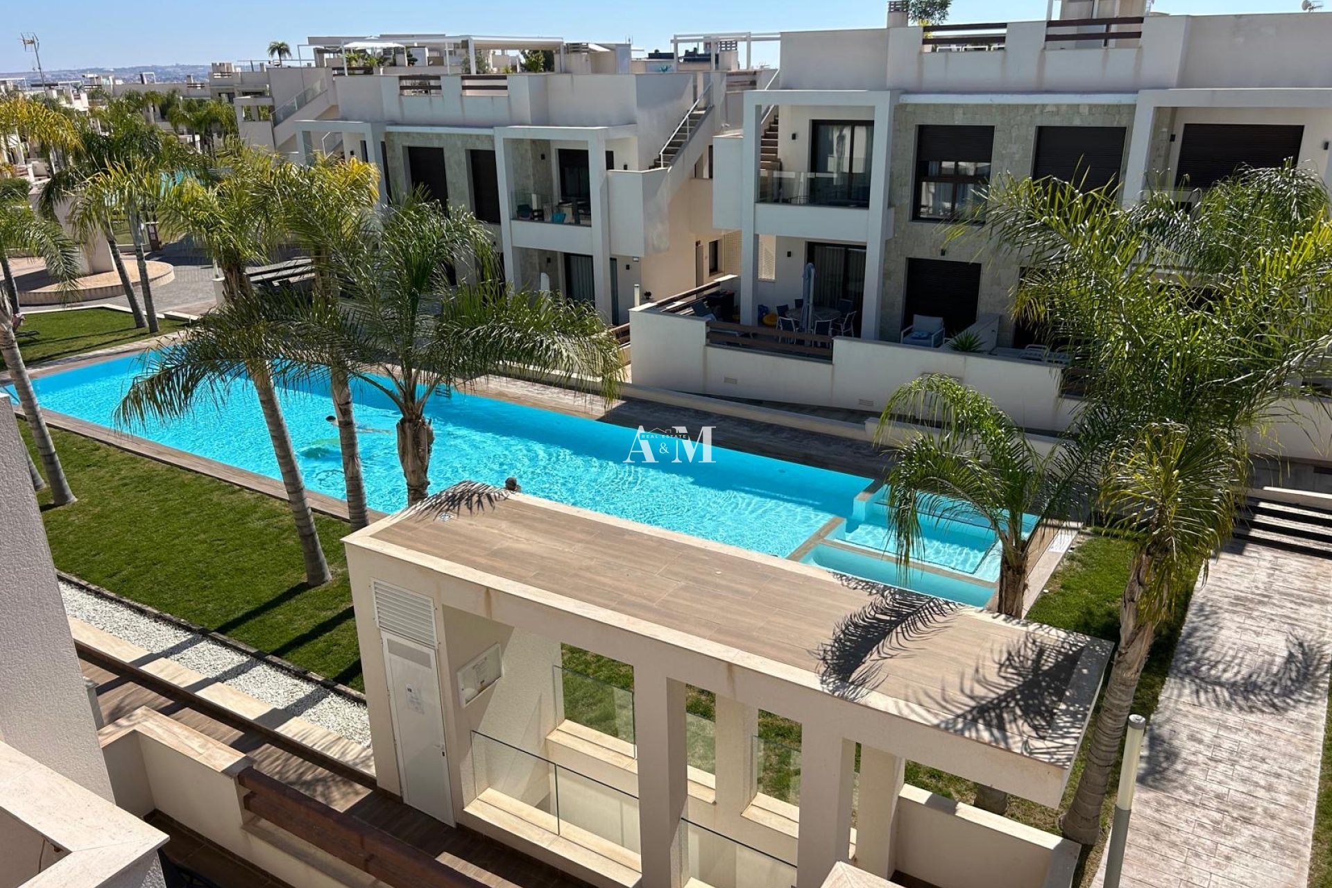 Новое здание - ground-floor - Torrevieja