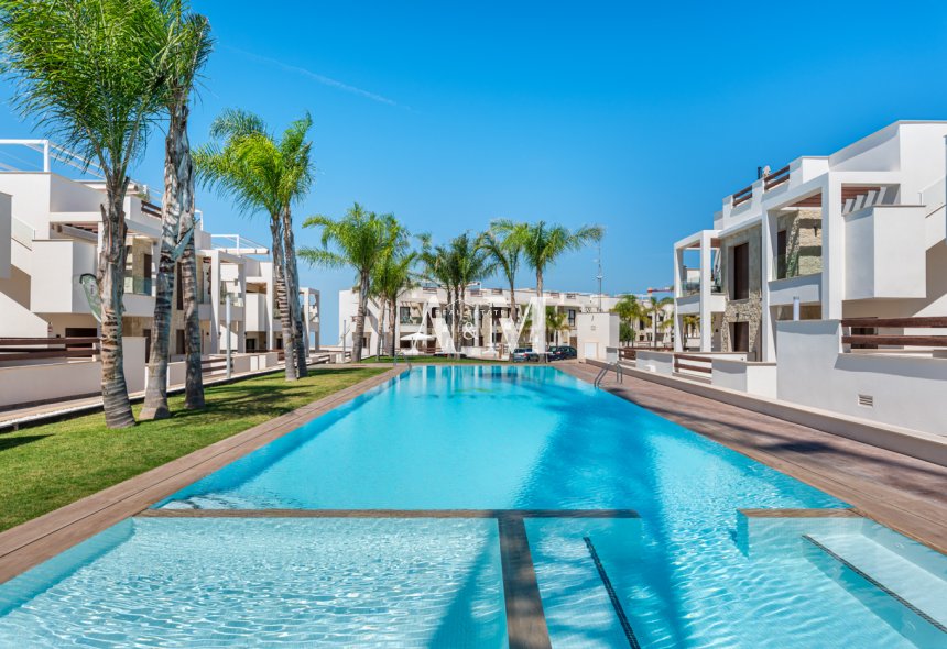 Новое здание - low-bungalow - Torrevieja