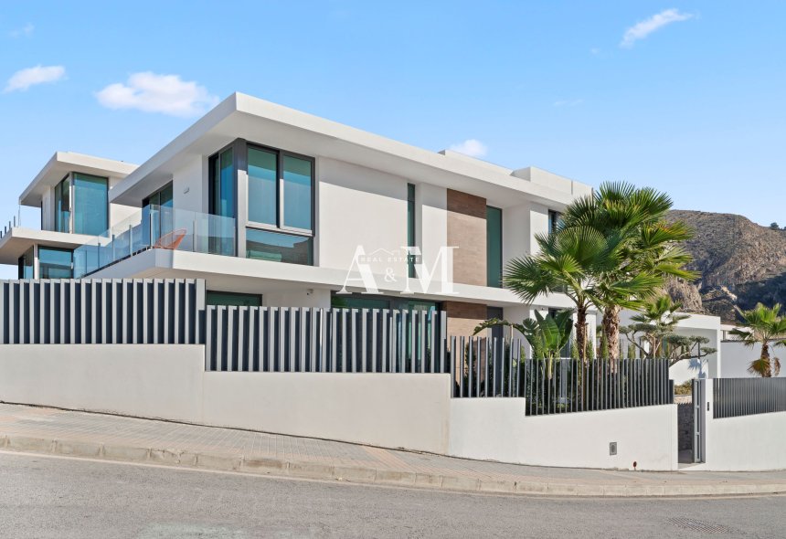 Новое здание - Rород - Benidorm