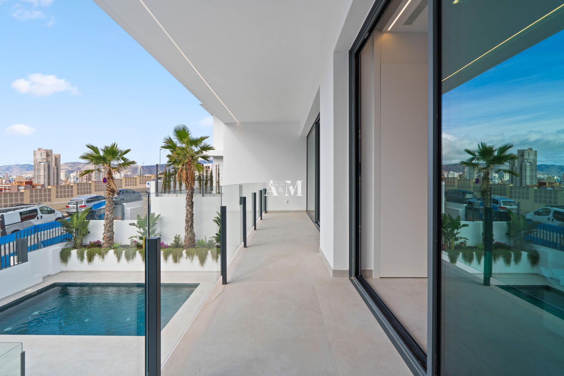 Новое здание - Rород - Benidorm