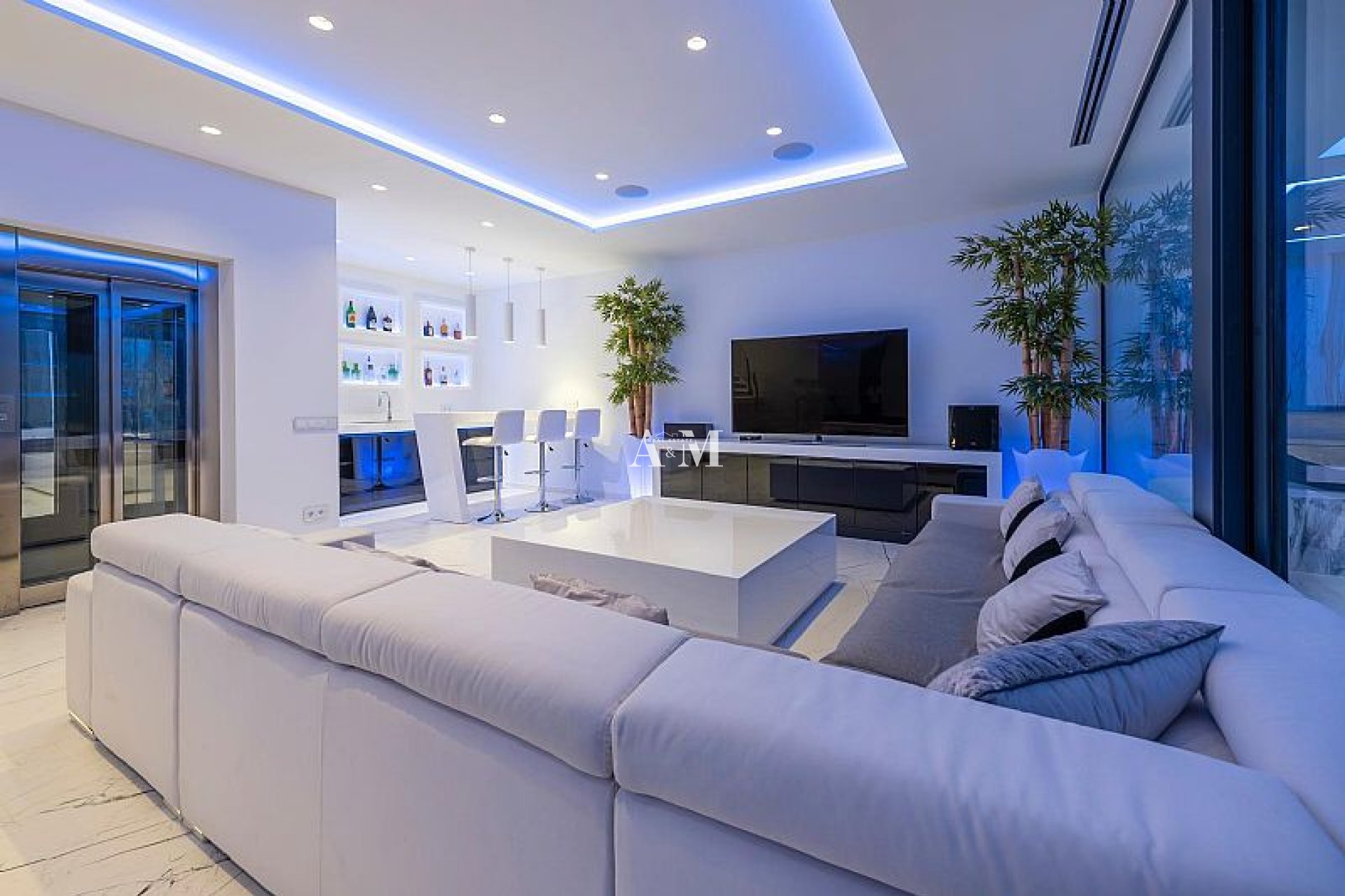 Новое здание - Rород - Calpe