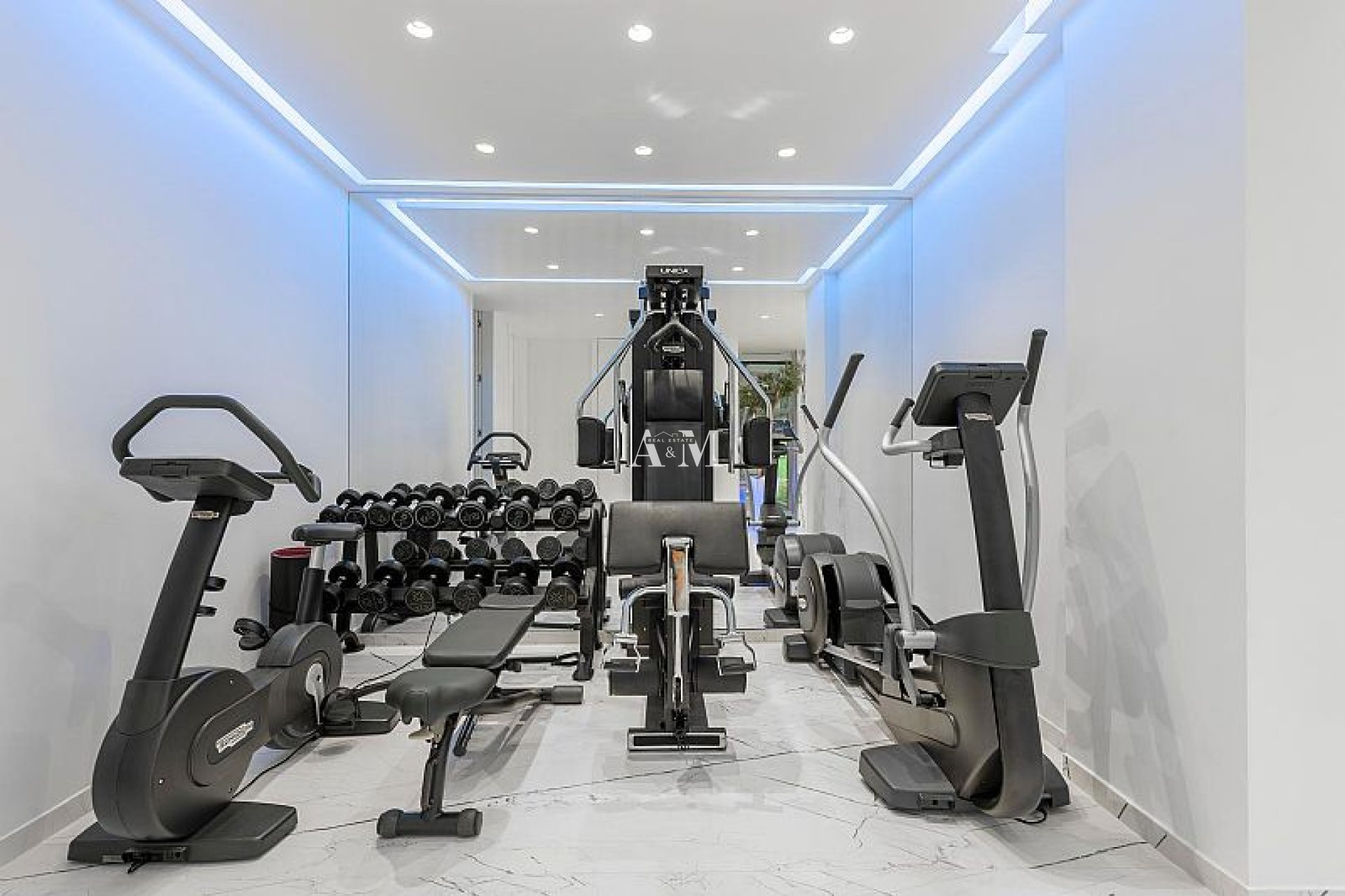 Новое здание - Rород - Calpe