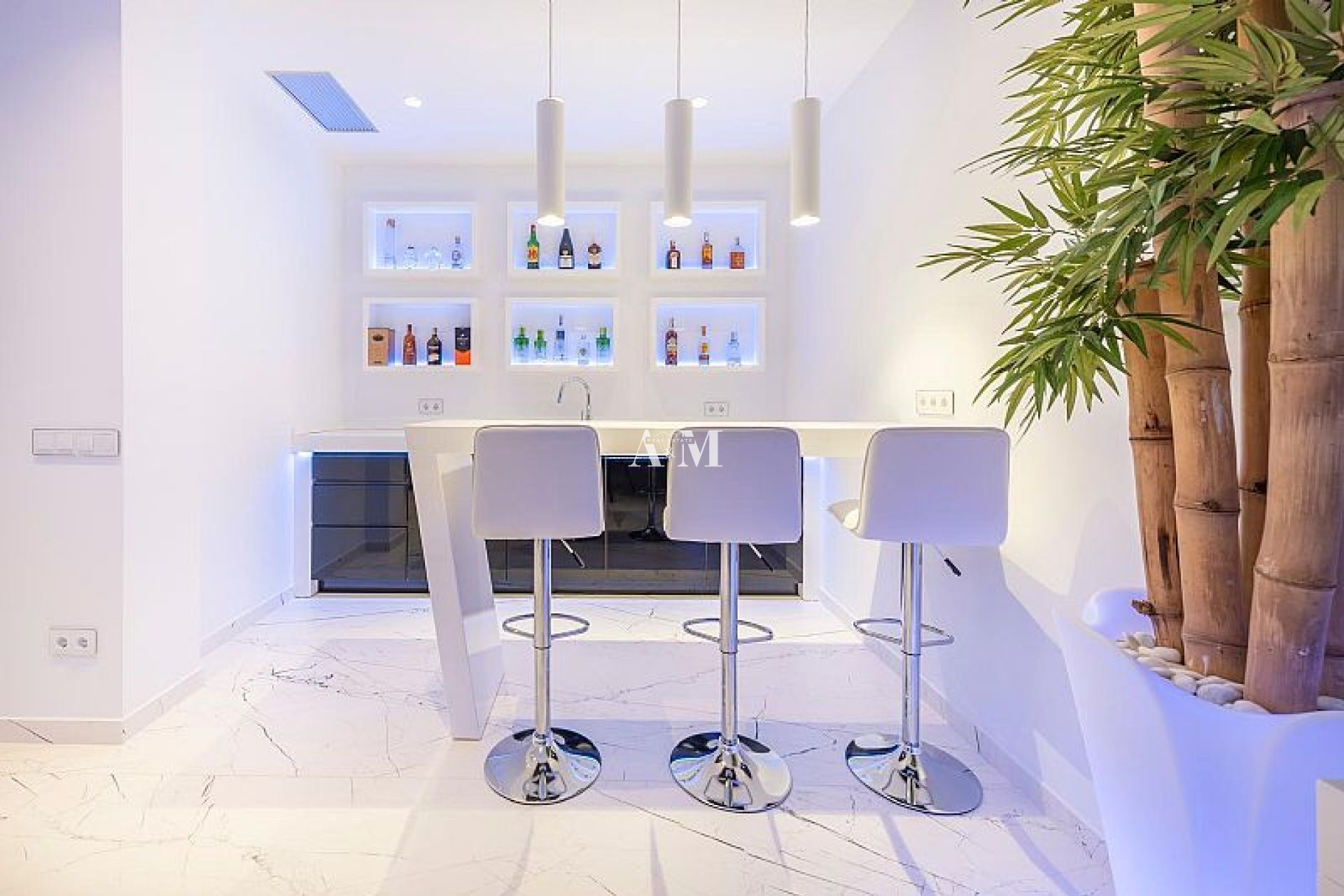 Новое здание - Rород - Calpe