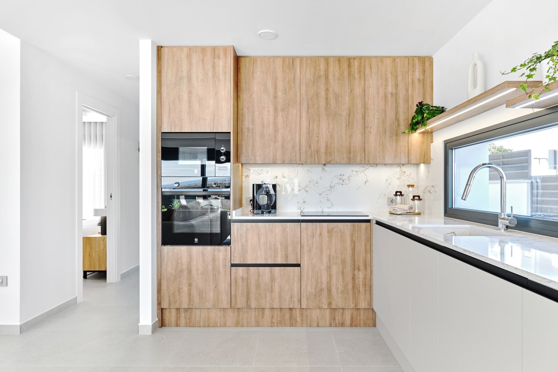 Новое здание - Rород - San Miguel de Salinas