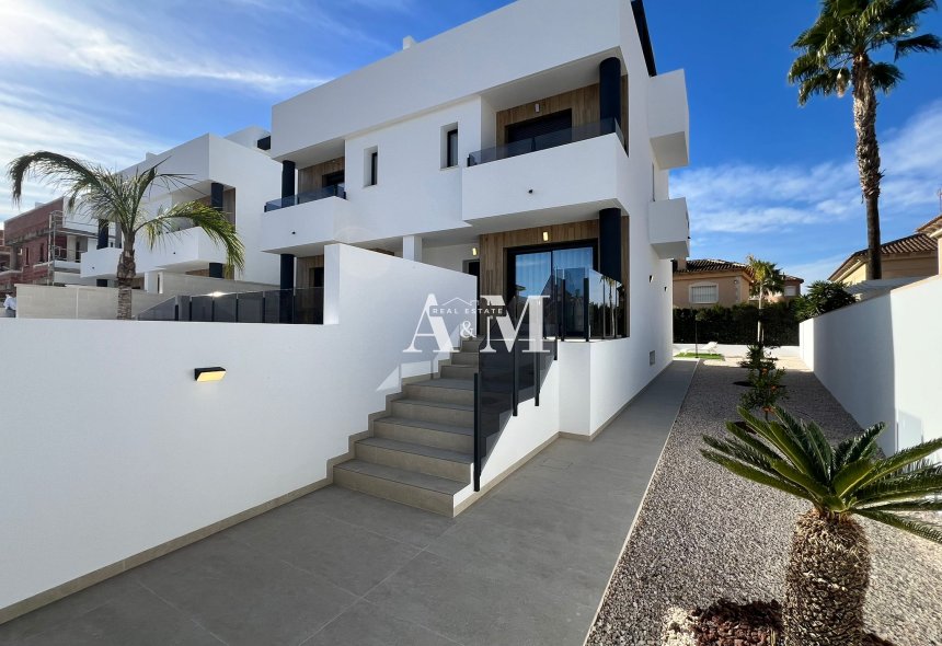 Новое здание - terraced - Benferri