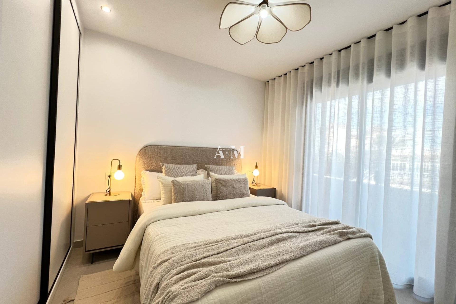 Новое здание - terraced - Benferri